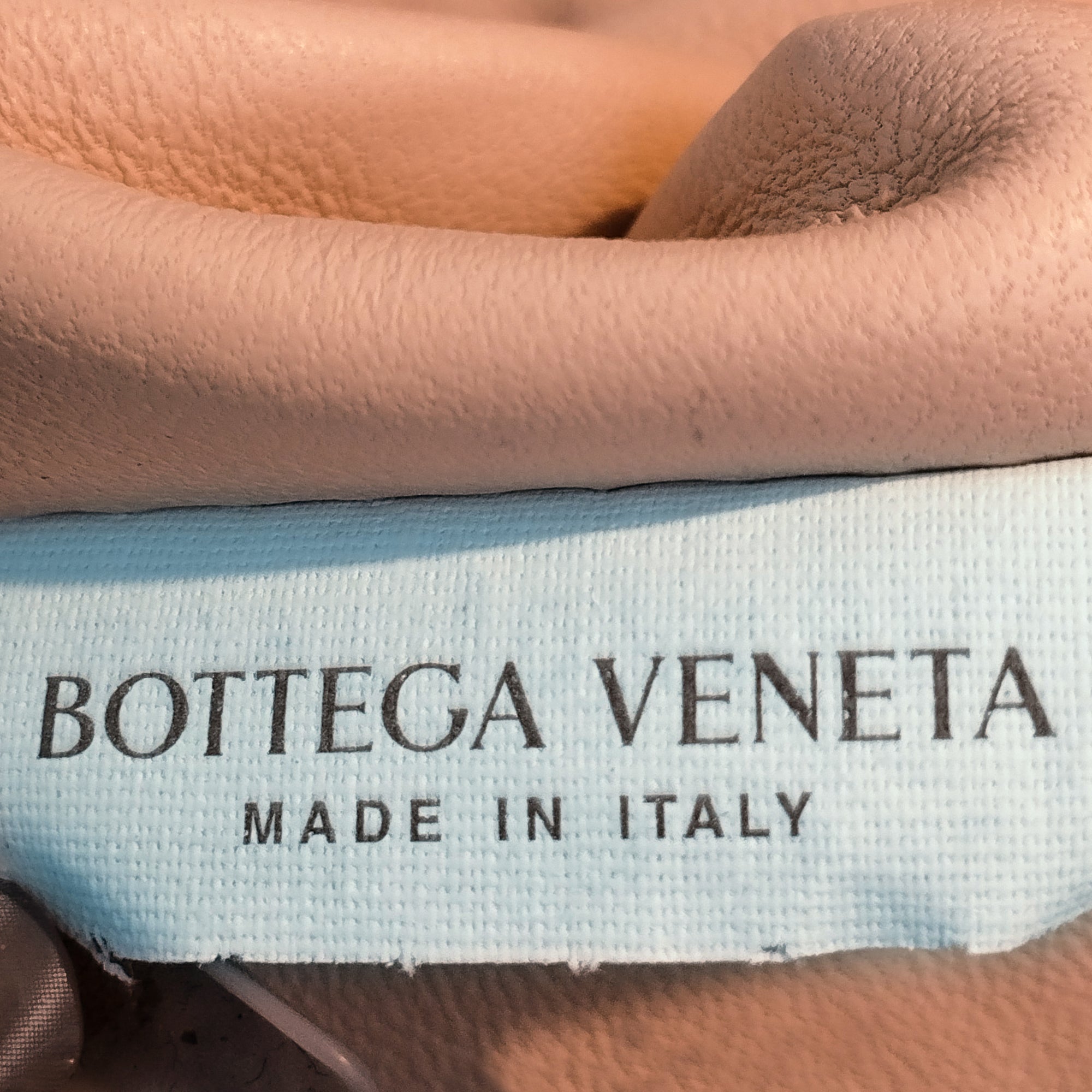 Bottega Veneta | Pre-Owned Teen Python Print Goatskin Pouch | Brown