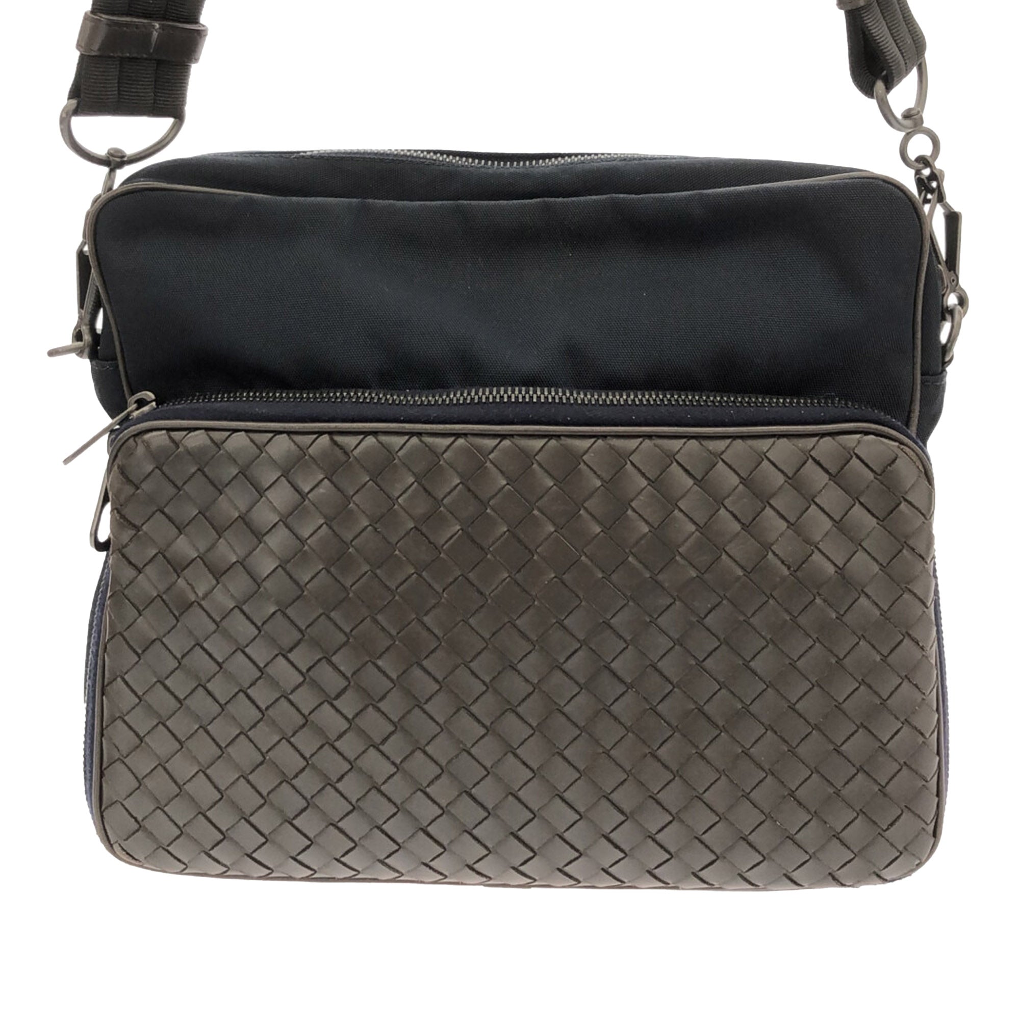 Bottega Veneta | Pre-Owned Intrecciato Leather and Canvas Crossbody | Black