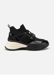 Flyknit Sneaker | Black