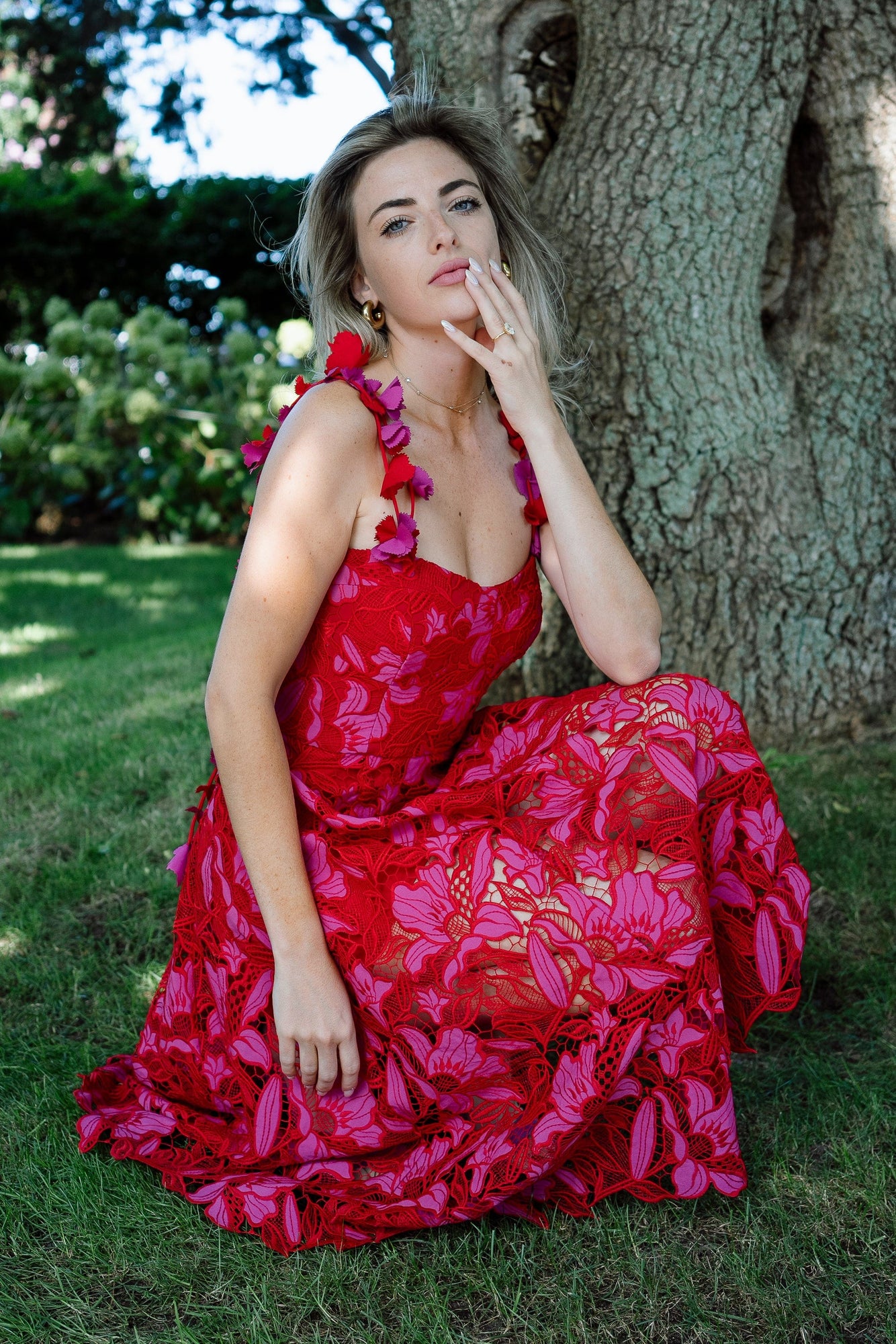 ONE33 SOCIAL | The Athena Floral Sleeveless Dress | Pink / Red