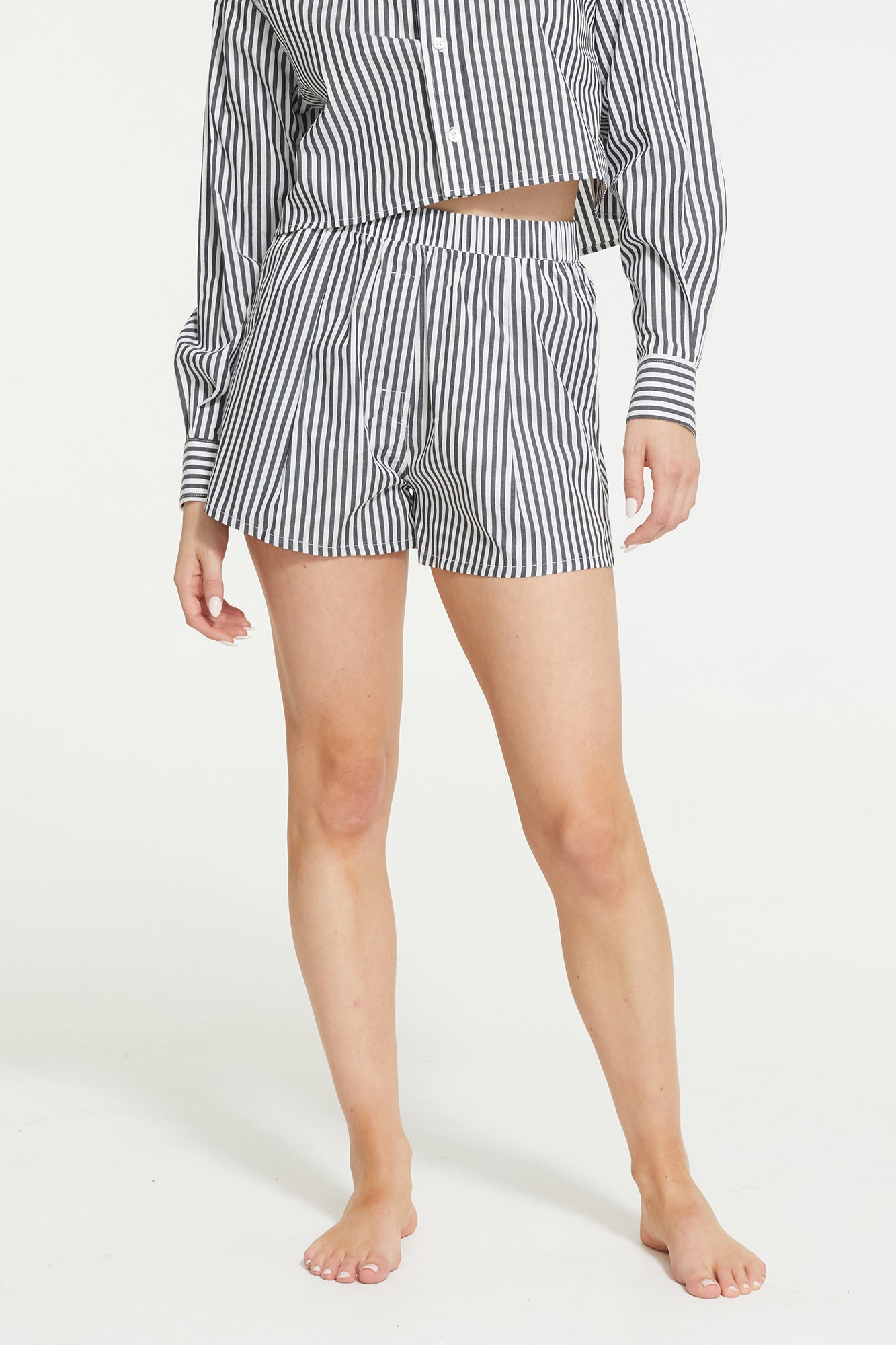 Franca Stripe Short | Black Stripe