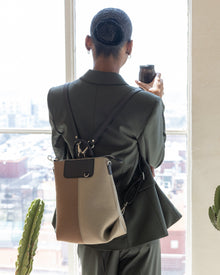 Bedford Merino Wool Midi Colorblock Backpack | Cumin / Clay