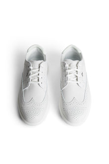 Women | Fairway Brogue Golf Sneaker | White