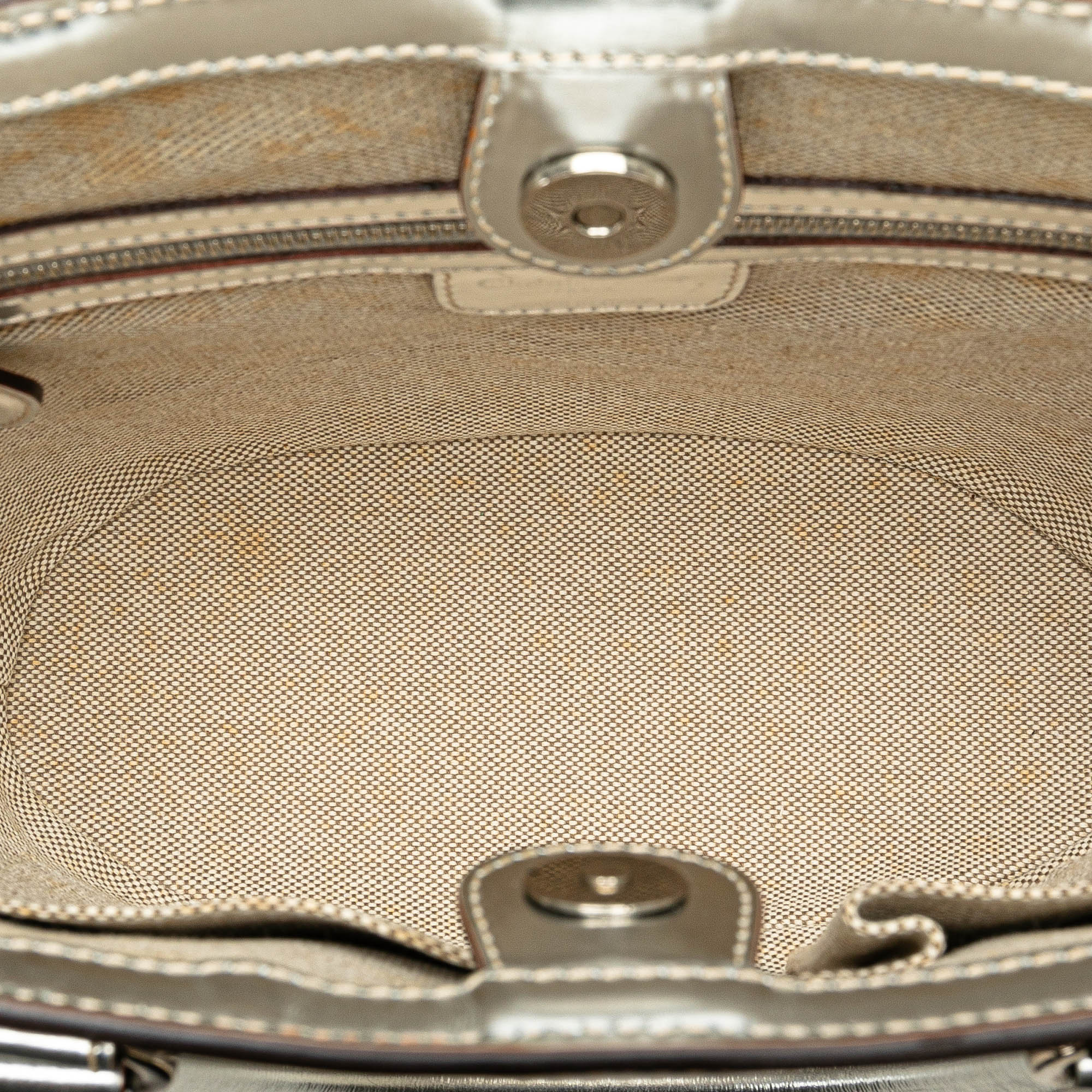 Dior | Pre-Owned Oblique Patent Tote | Silver