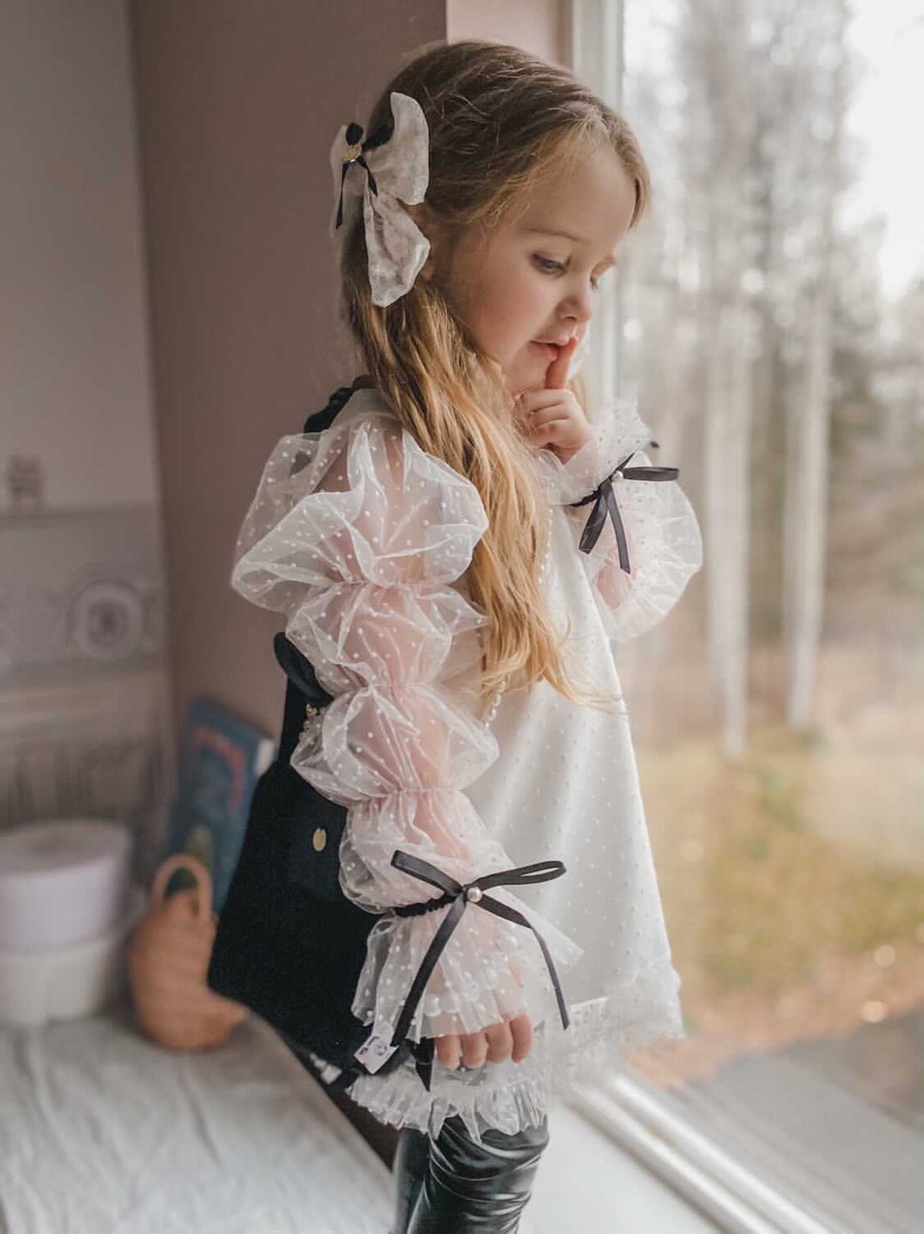 Girl | Brianna Tunic and Pants Set | White x Black