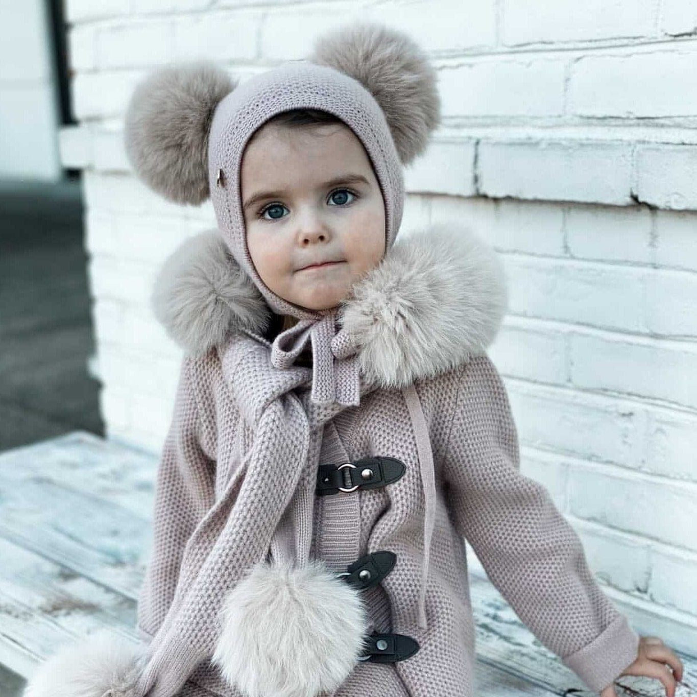 Girl | Honeycomb Dusty Fox Fur Cashmere Scarf | Pink