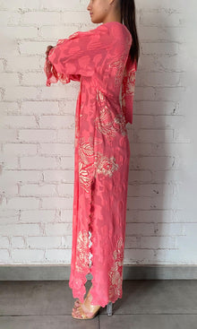 Hemant And Nandita | Asha Viscose Flower Jacquard Kaftan With Printed Slip | Pink Floral