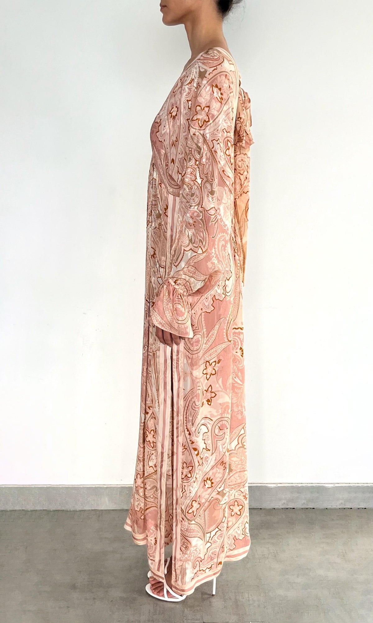 Hemant And Nandita | Fiza Viscose Georgette Dobby Kaftan | Pink