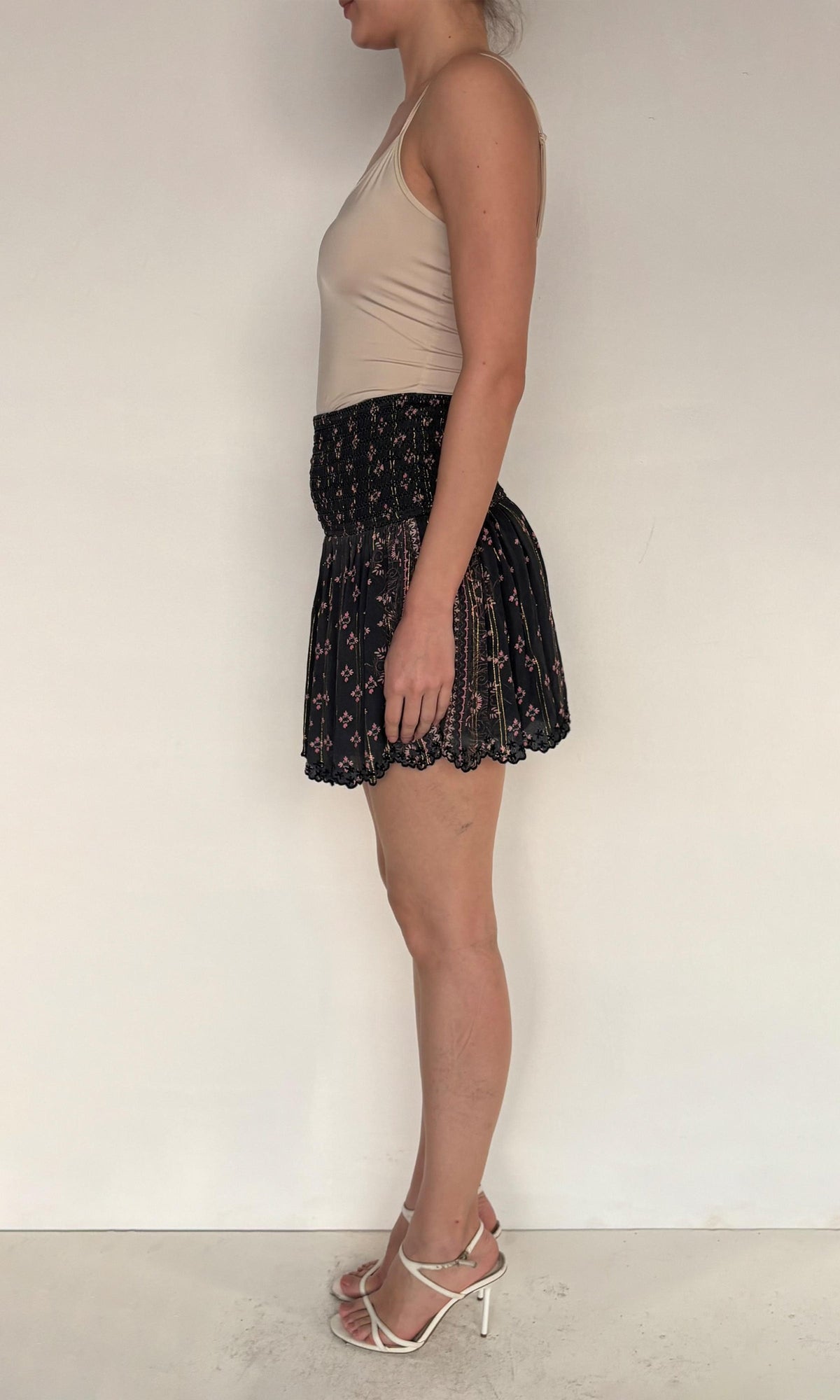 Womens | Noor Viscose Moss Crepe Short Skirt | Black