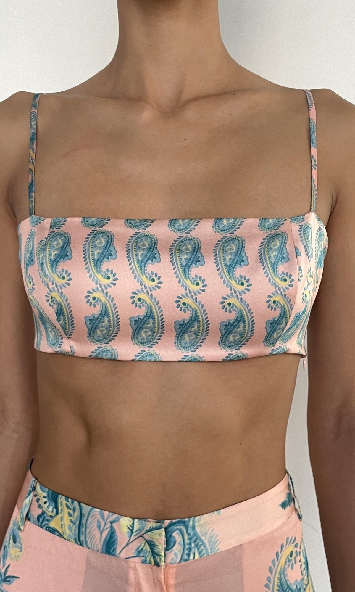 Hemant And Nandita | Wani Viscose Satin Bandeau | Pink Blue Multi