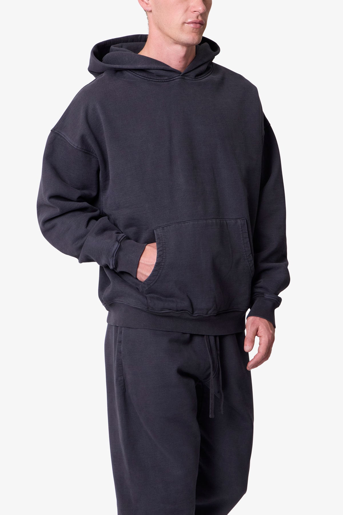Heavy Basic Hoodie | Washed Black