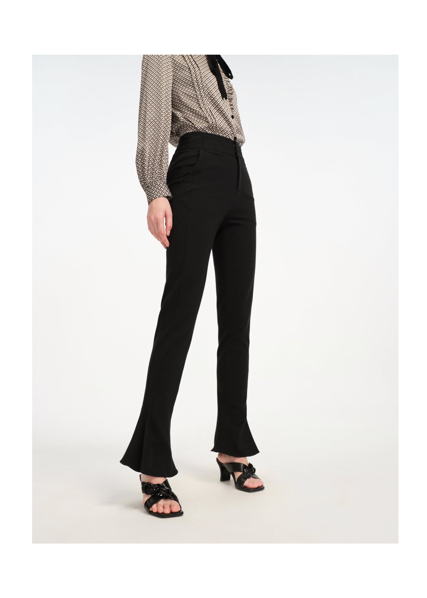 High-waisted Bootcut Pants | Black