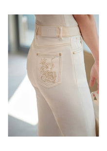 High-waisted Flared Jeans | White