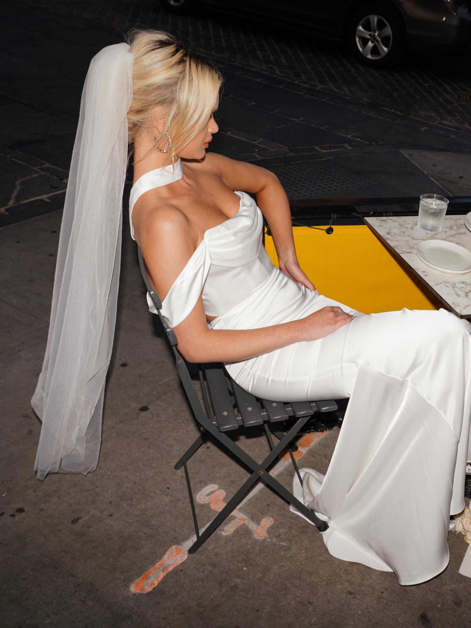 Fingertip Wedding Veil | White