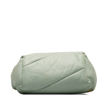 Off-White | Pre-Owned Leather Pump Pouch | Green