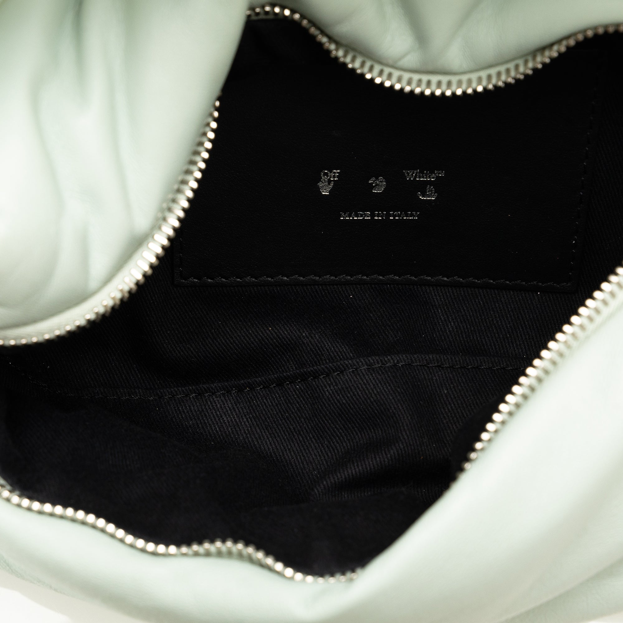 Off-White | Pre-Owned Leather Pump Pouch | Green