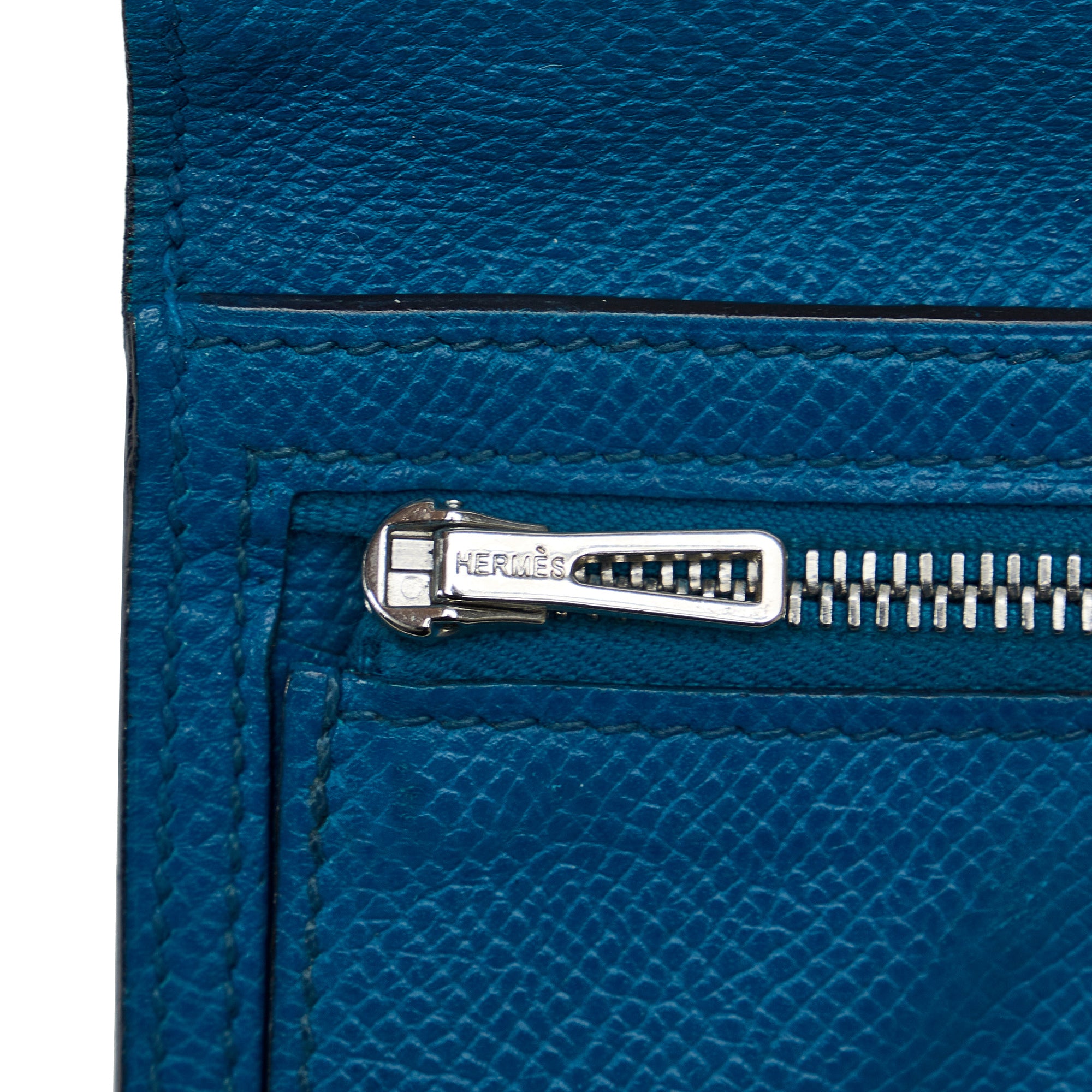 Hermès | Pre-Owned Epsom Bearn Wallet | Blue