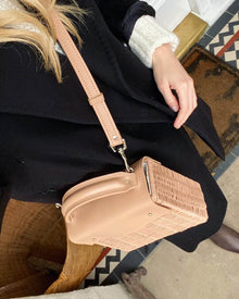 Wicker Wings-Basket Handbag-Rattan Bags-Wicker Bags UK-Wicker Bags-Wicker Bag-Straw Basket Handbag-Wicker Handbag- Eco Friendly Purses-Wicker Handbags-Bag Rattan-Zipped Pouch-Summer Bag-Basket Bag-Camel Handbag -Camel Bag-Camel Kuai