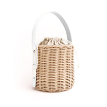 Lan-White-Front-1-Wicker-Wings-Basket-Handbag-Rattan-Bags-Wicker-Bags-UK-Wicker-Bags-Wicker-Bag-Straw-Basket-Handbag-Wicker-Handbag--Eco-Friendly-Purses-Wicker-Handbags-Bag-Rattan