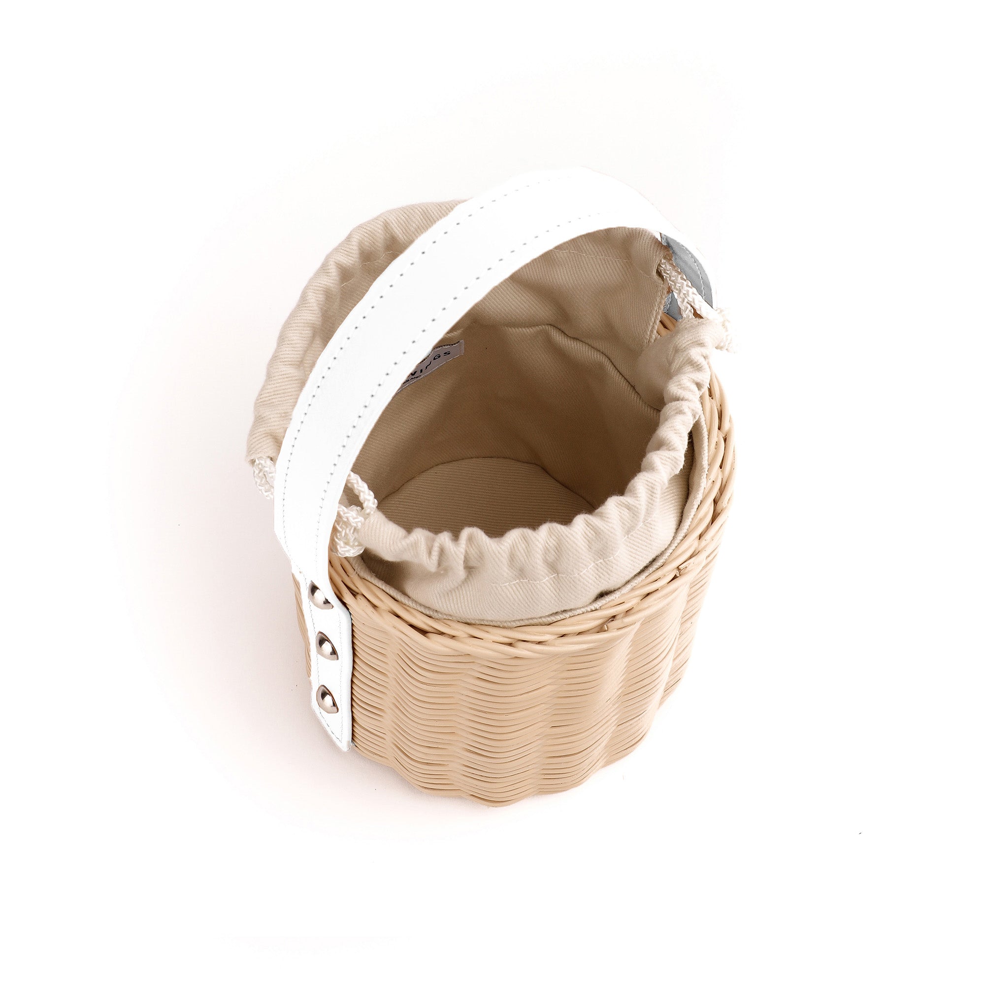 Lan-White-Front-1-Wicker-Wings-Basket-Handbag-Rattan-Bags-Wicker-Bags-UK-Wicker-Bags-Wicker-Bag-Straw-Basket-Handbag-Wicker-Handbag--Eco-Friendly-Purses-Wicker-Handbags-Bag-Rattan