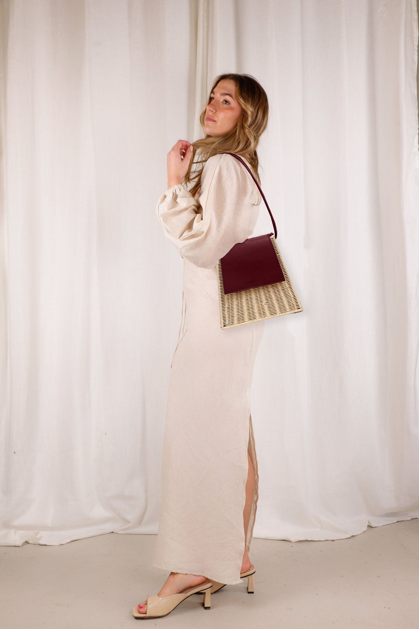 Lian Lu | Burgundy
