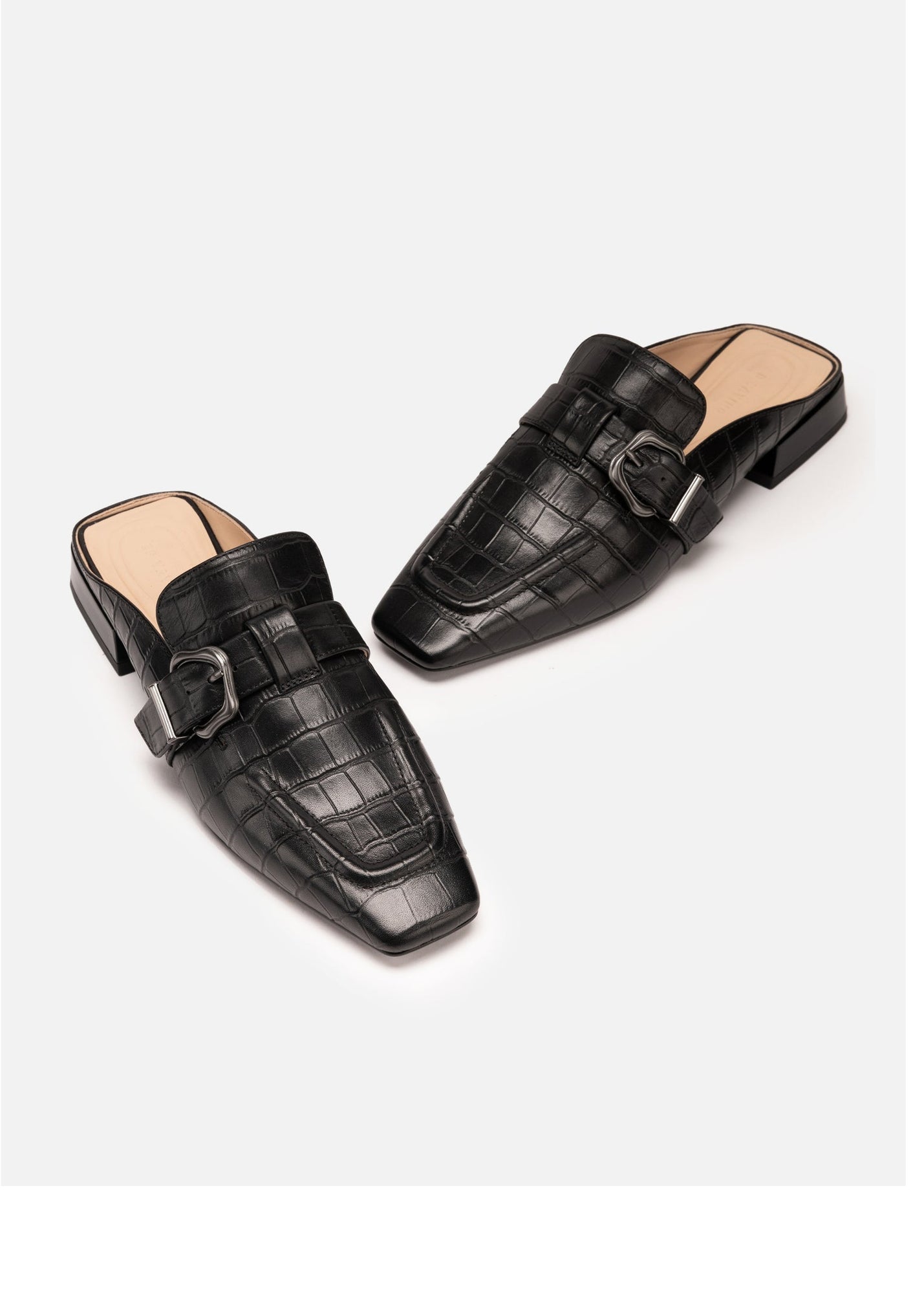 Low-heeled Muller Slippers | Black