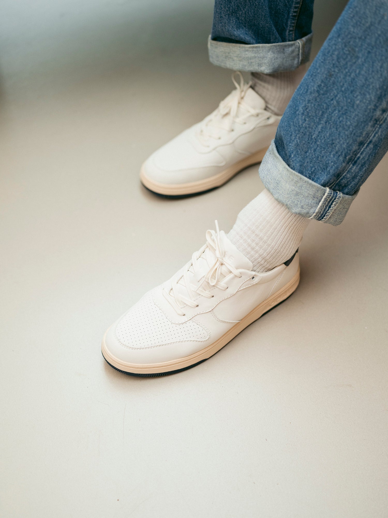 Unisex | Malone | White Leather Ocean