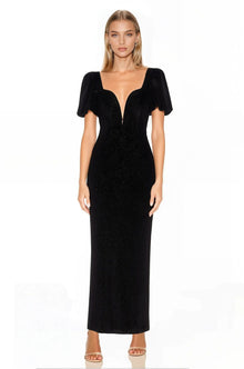 ONE33 SOCIAL | The Eliza Black Puff Sleeve Gown | Black / Silver