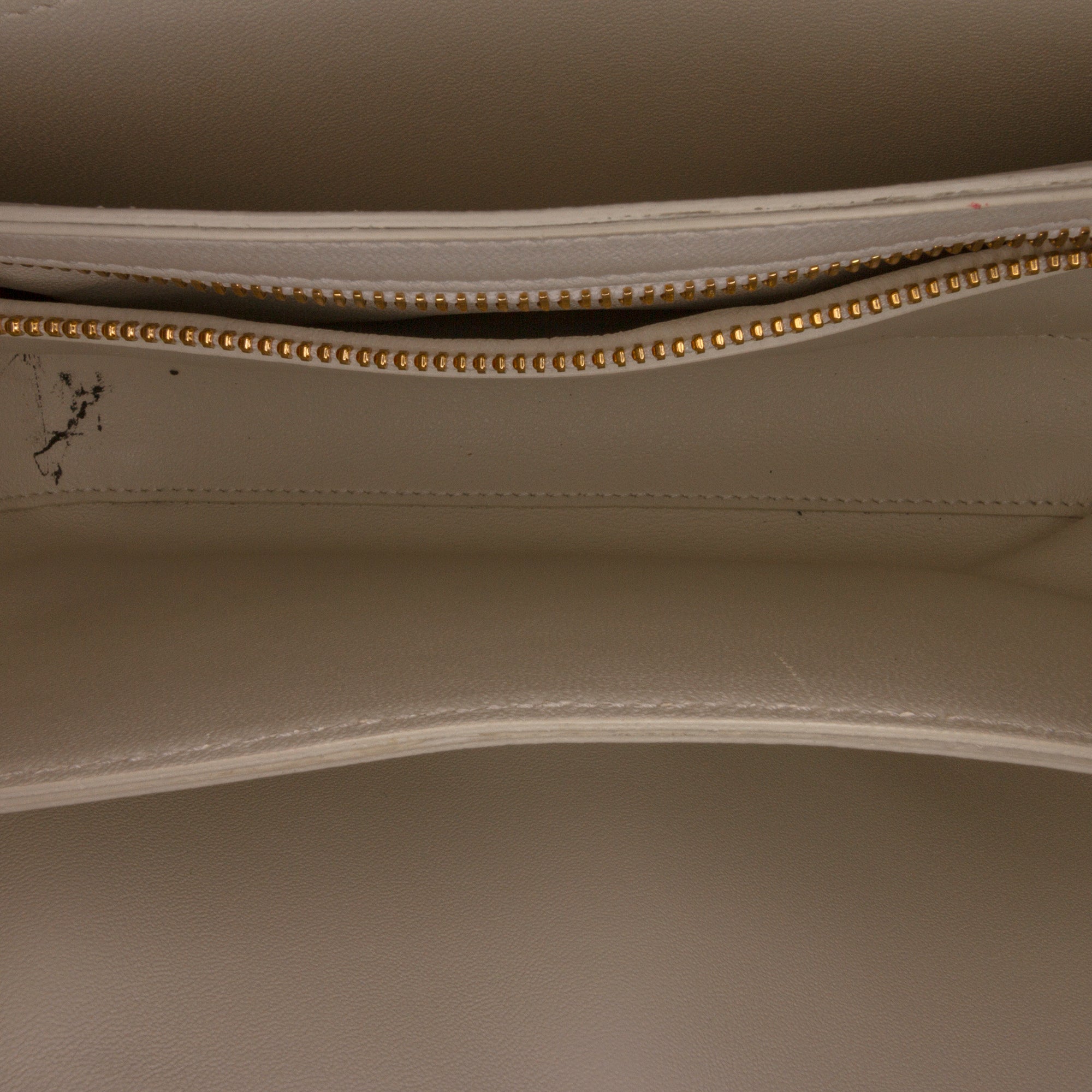 Celine | Pre-Owned Medium Quilted C Bag | White