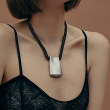 Met Pendant | Silver