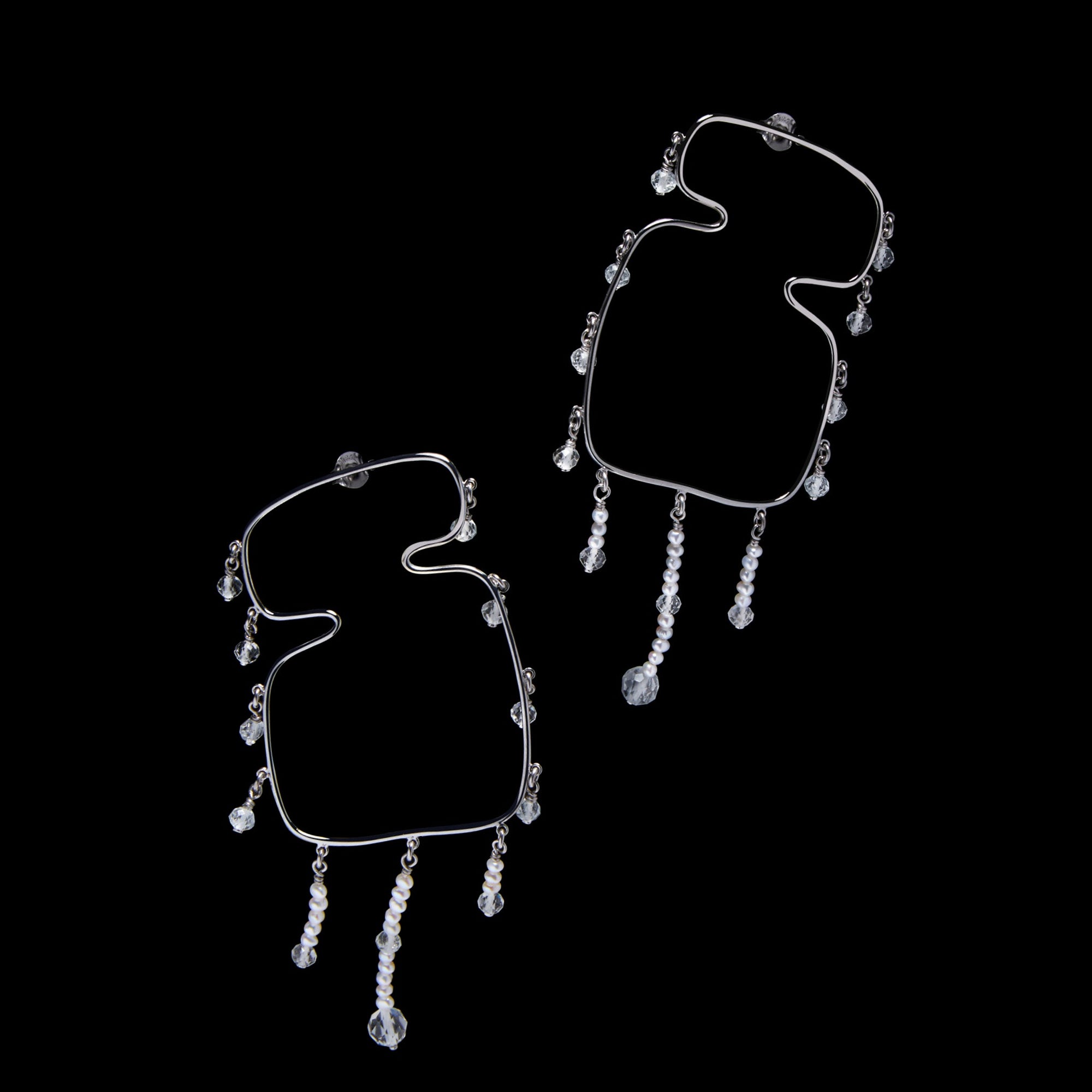 Verge Earrings | Silver | Freshwater Pearls/Topaz