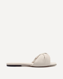 Twisted Front Flat | Stone