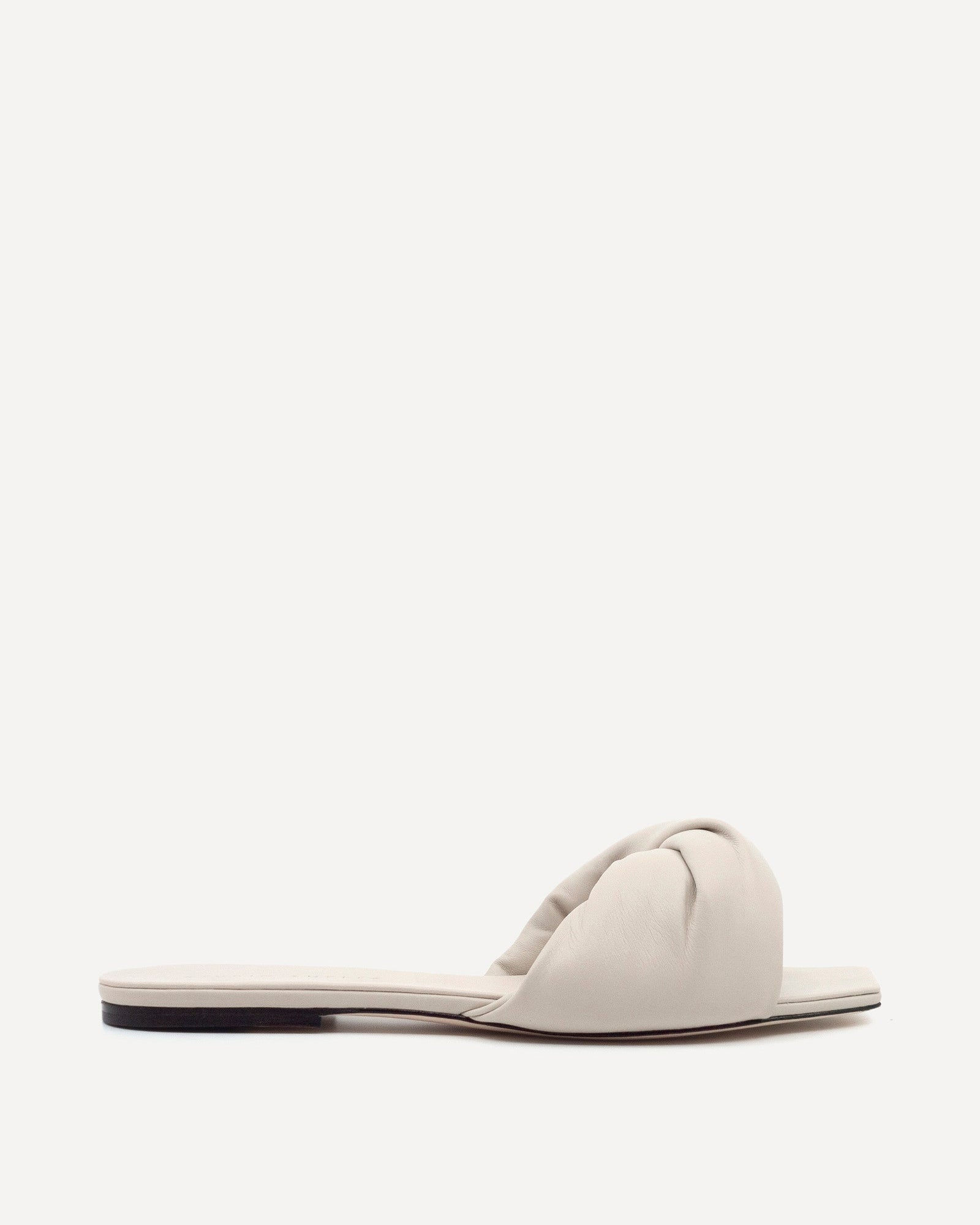 Twisted Front Flat | Stone