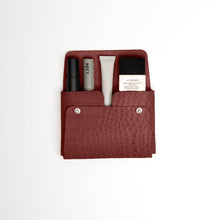 Croco Medium Pouch | Brown