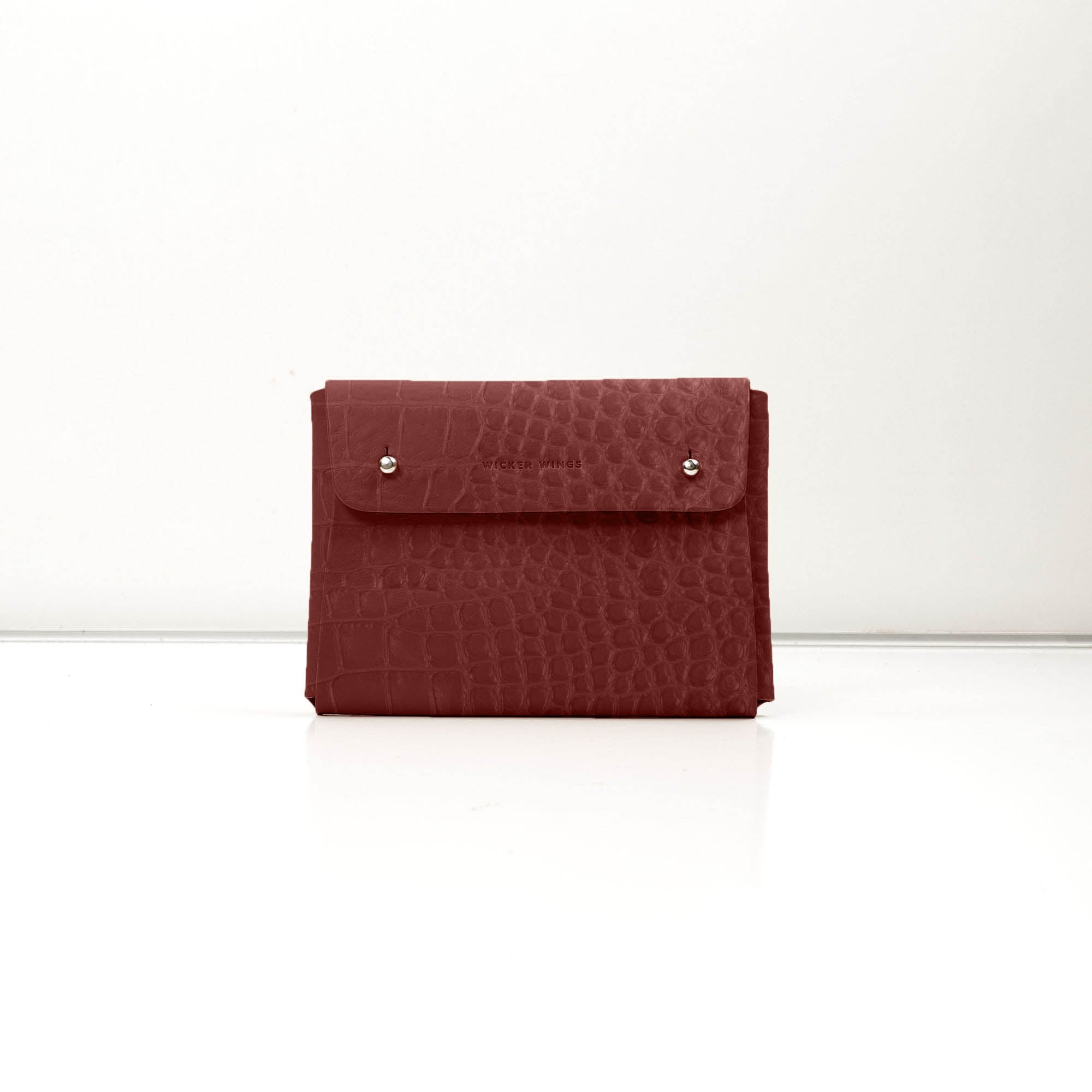 Croco Medium Pouch | Brown