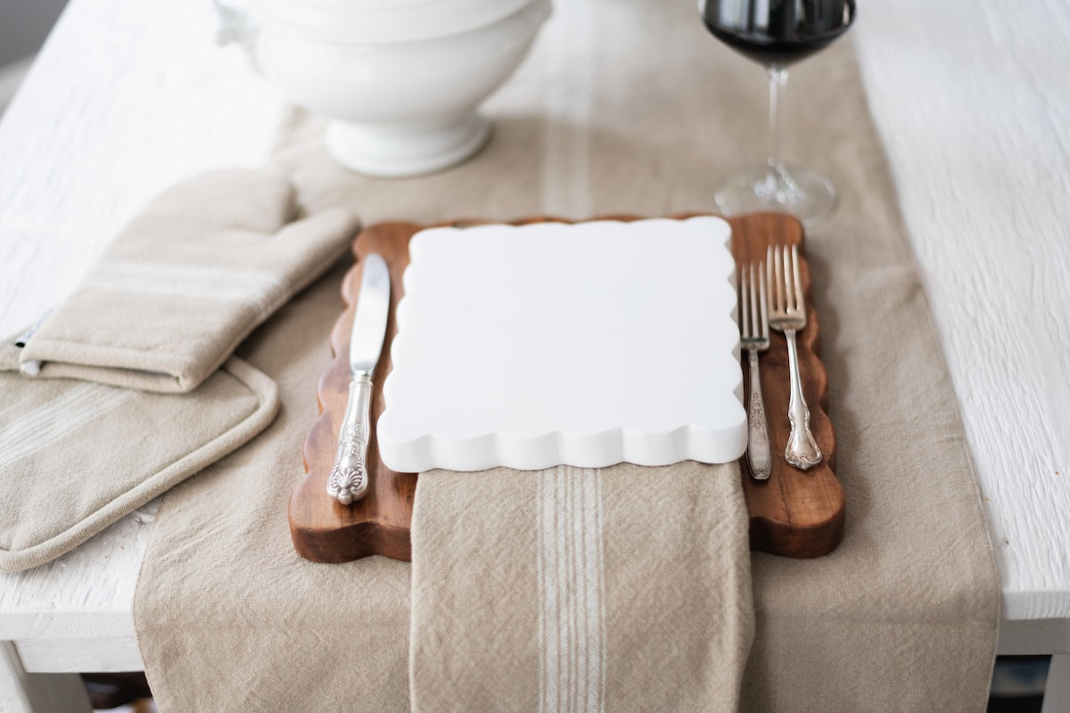 Table Runner | Vintage White Stripe