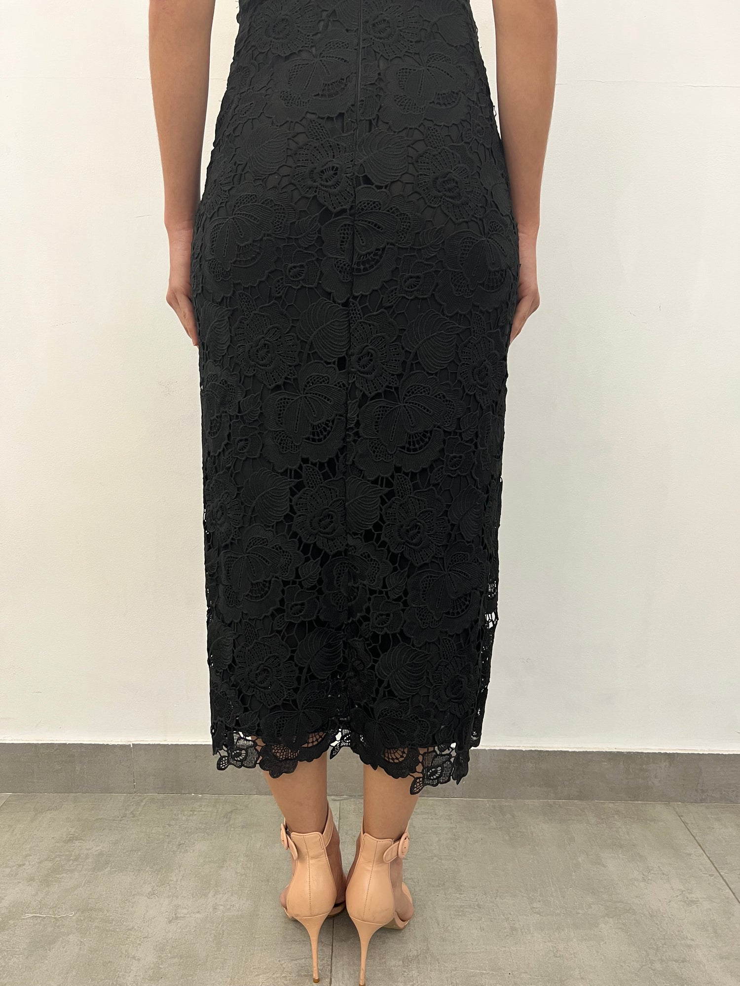 Rococo Sand | Eliza Midi Dress | Black
