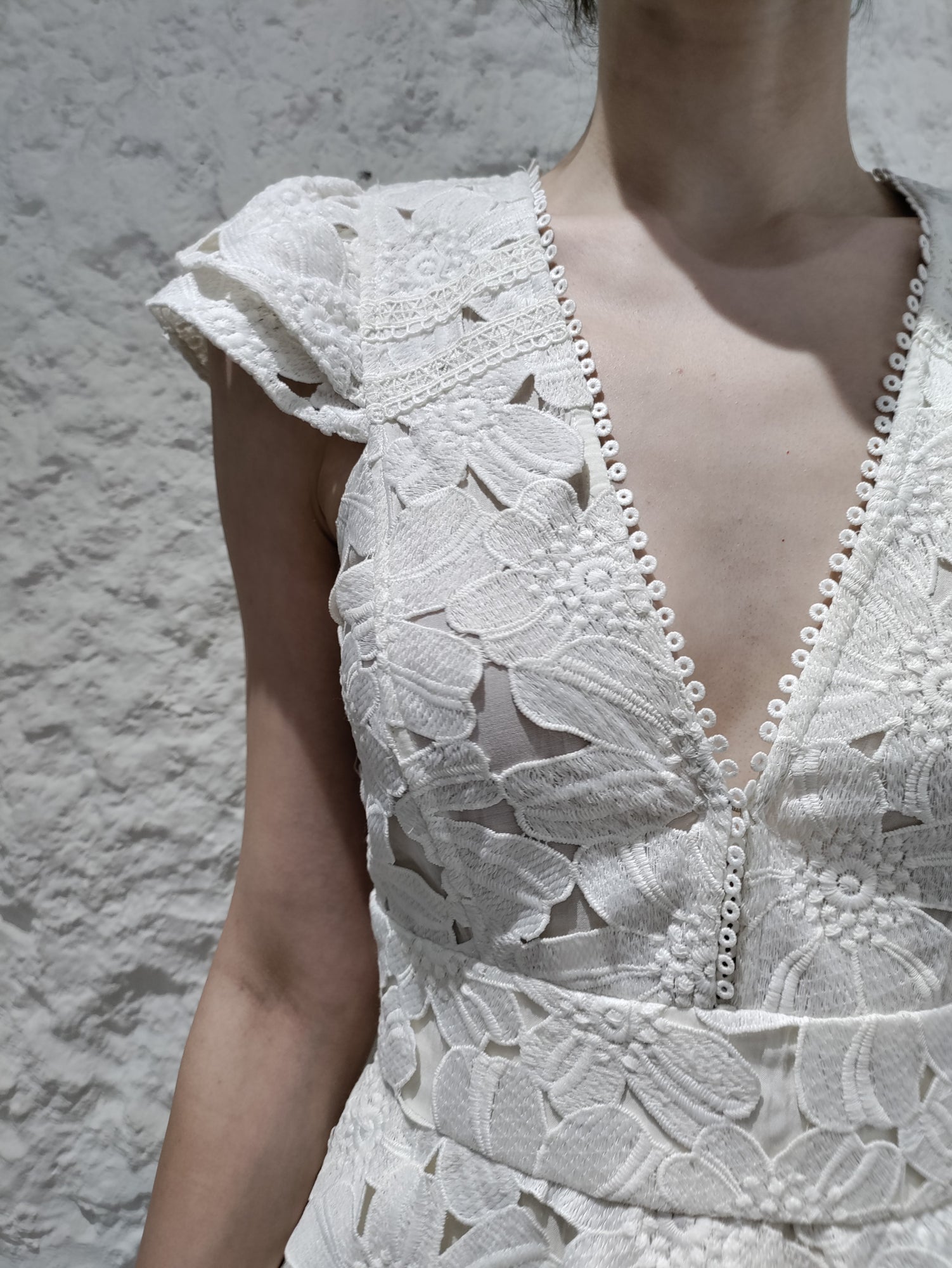 Rococo Sand | Leiko V-Neck Short-Sleeve Short Dress | Ivory
