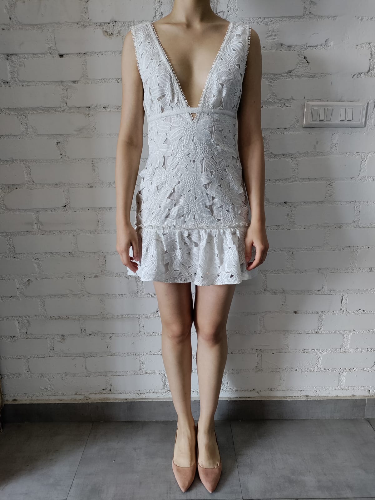 Rococo Sand | Leiko Deep V-Neck Sleeveless Short Dress | Ivory