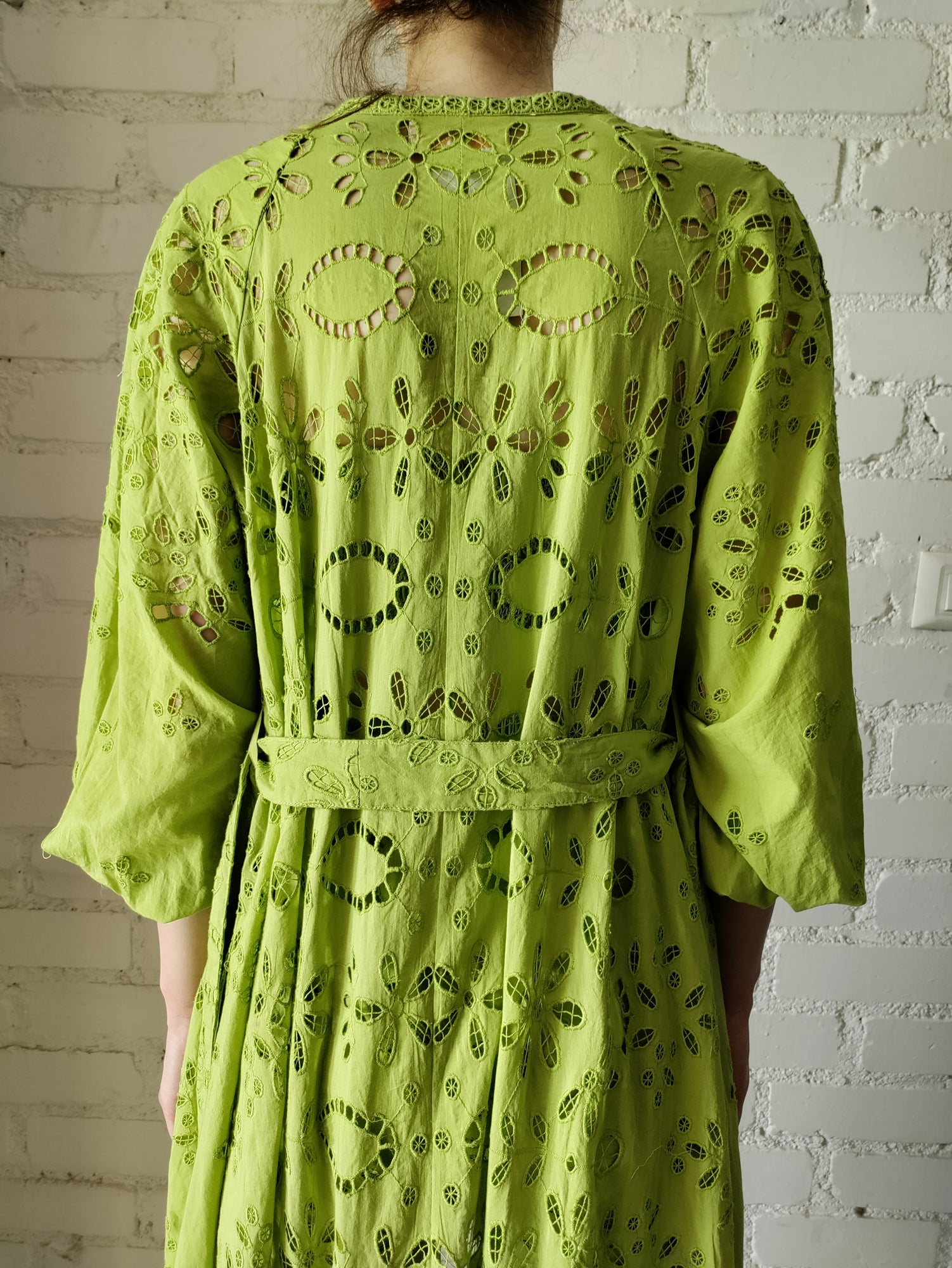 Rococo Sand | Sasha Cape | Green