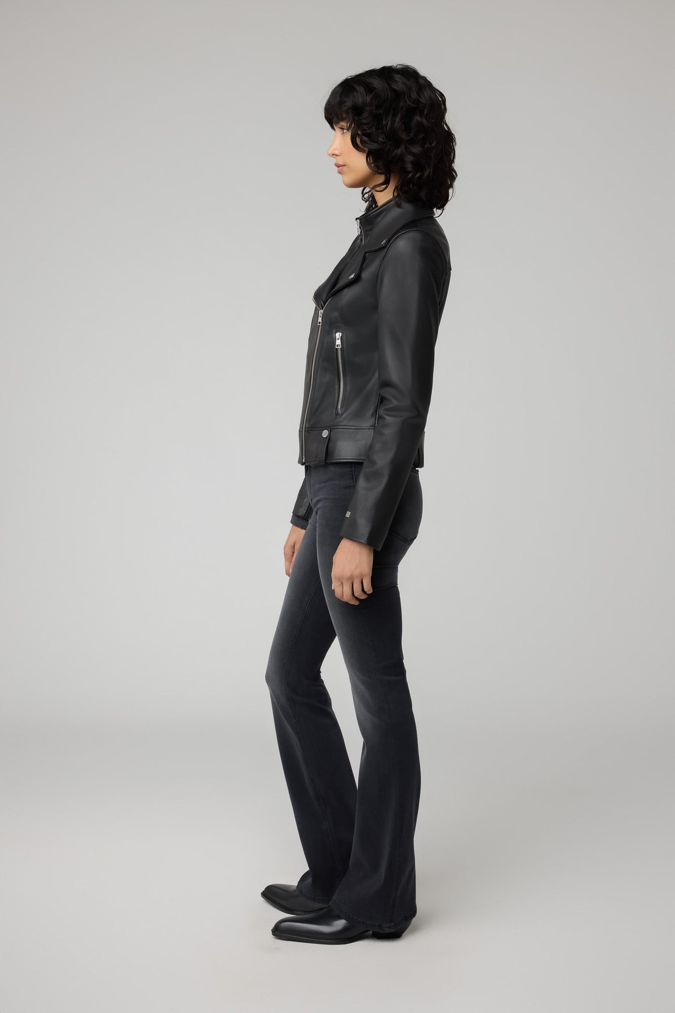 Ryder Semi-Fitted Leather Biker Jacket | Black