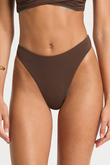 Siara Brief | Espresso/Cala