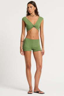 Hattie Crop | Martini/Black