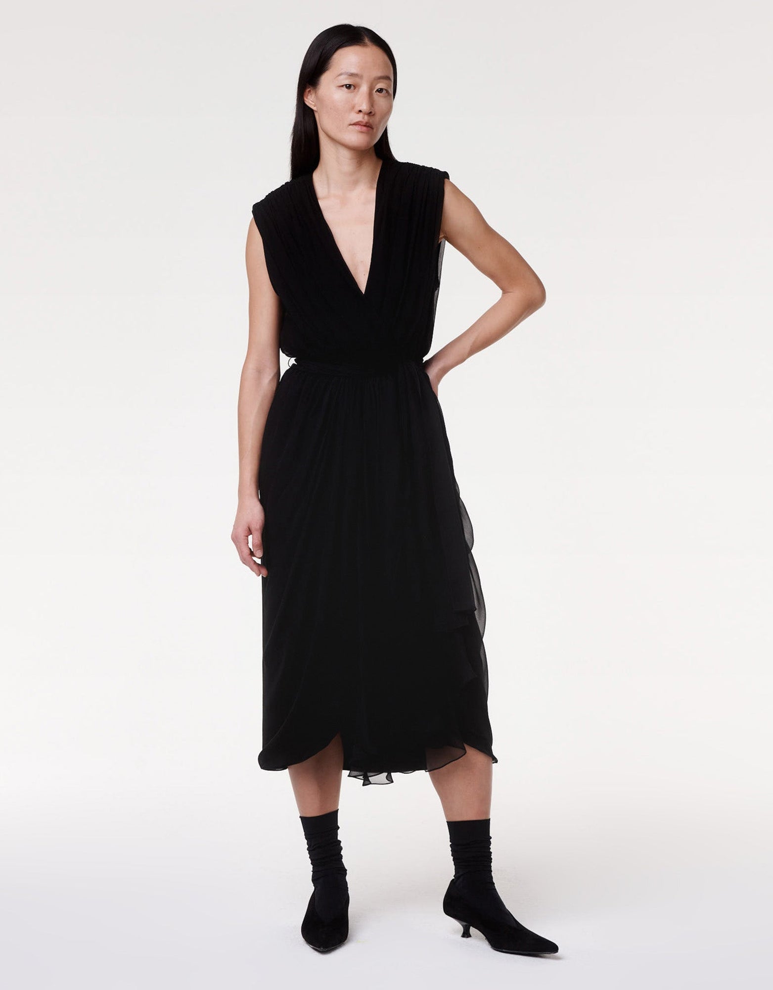 Another Tomorrow Silk Chiffon Gathered Dress in Black – Silk Women's Dress
