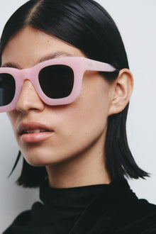 Roadcase | Cameo Pink | Smoke Lenses