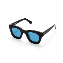 Roadcase | Black | Sky Lenses