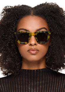 Roadcase | Leopard Tortoise | Smoke Lenses