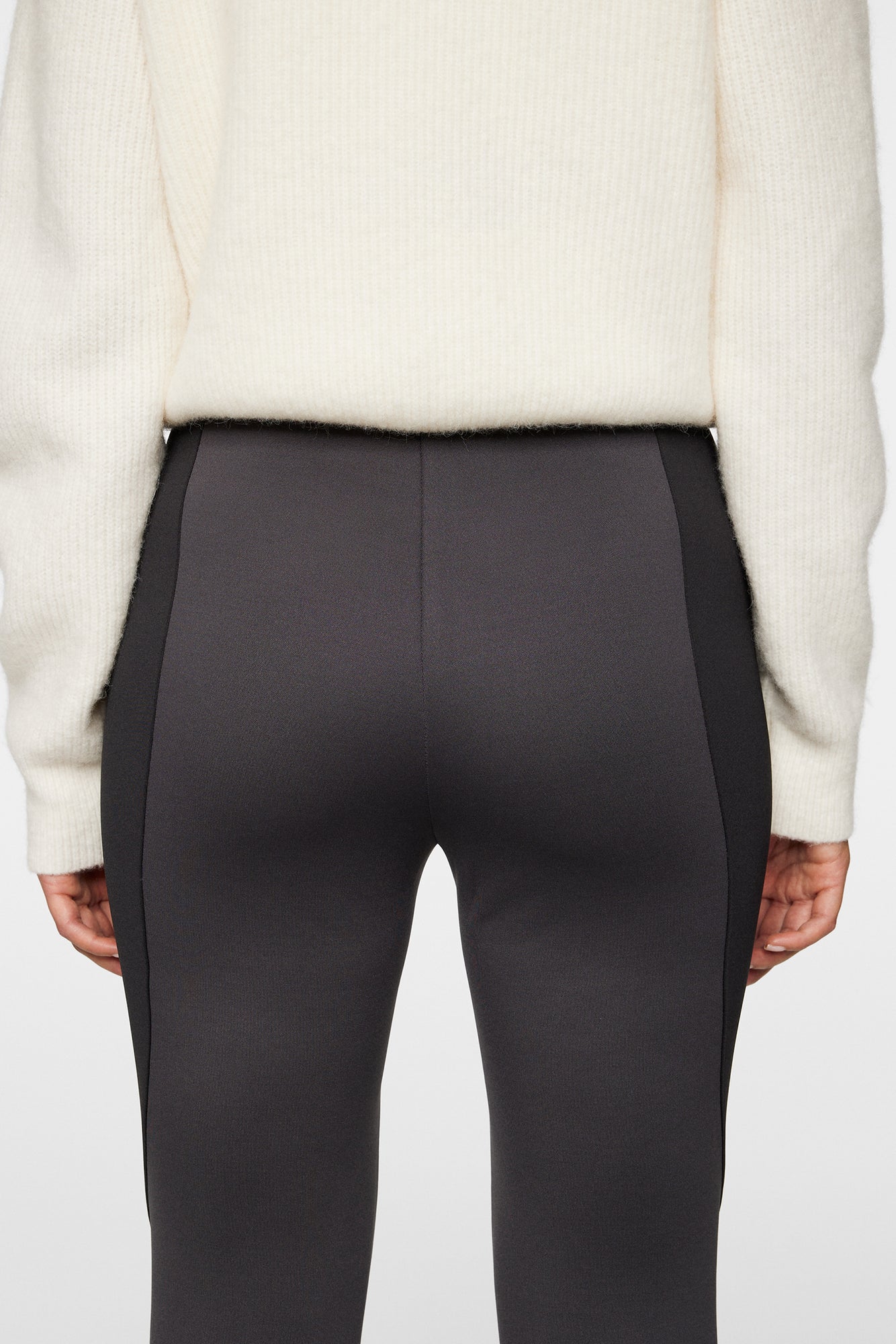 Women | Elana Mid Pant | Asphalt