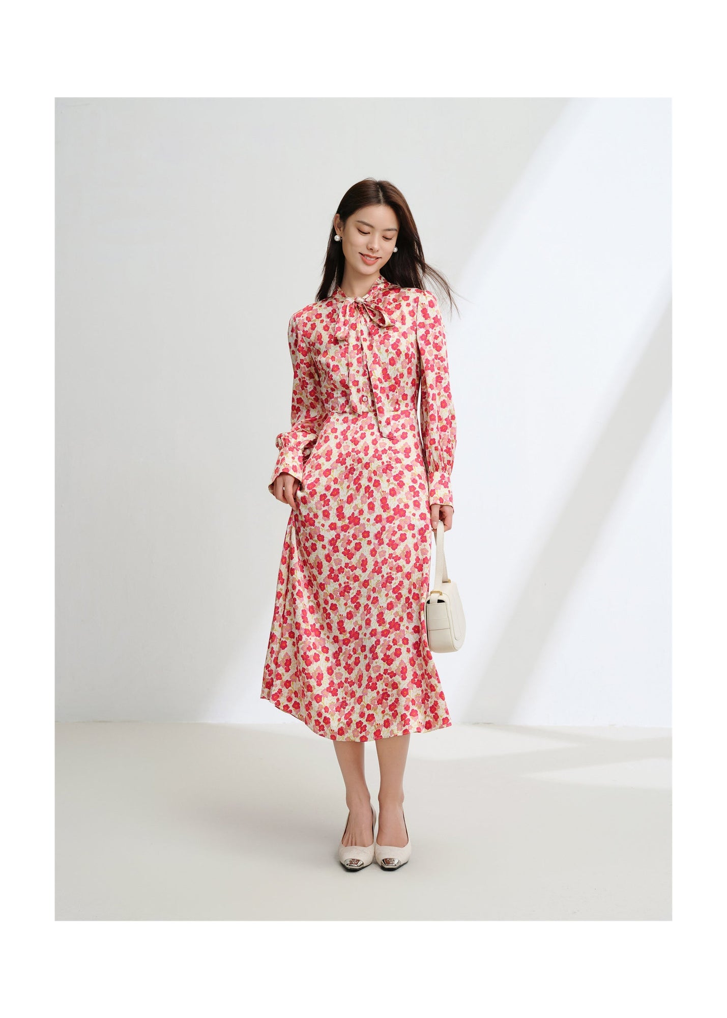 Silk Waist-Cinching Dress | Red