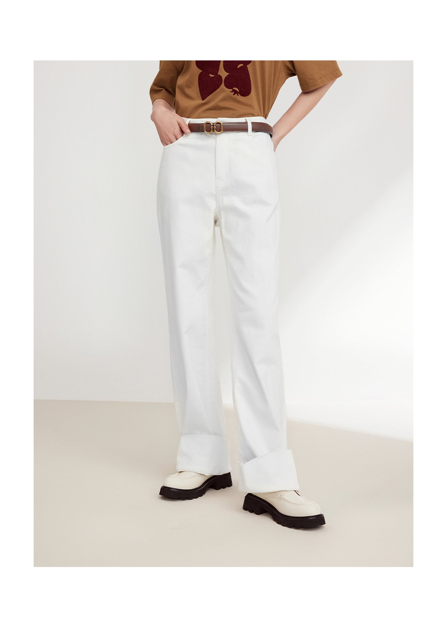 Straight-Leg Wide-Leg Jeans | White